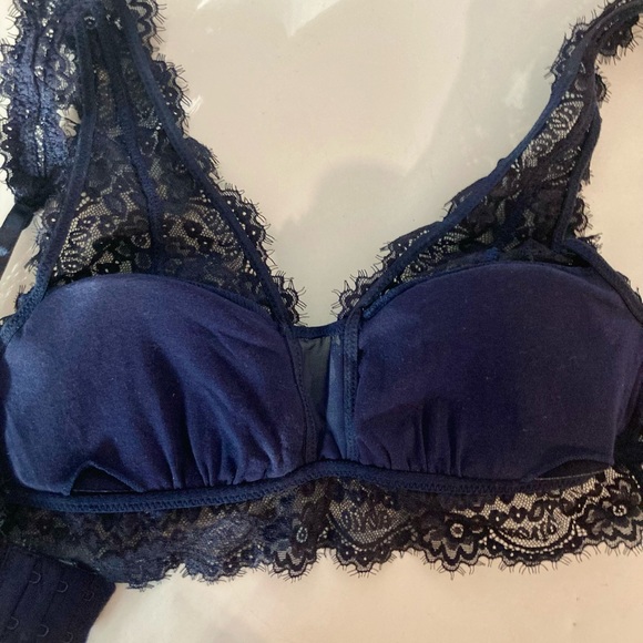 AERIE | Lace Navy Bralette - size small - Picture 3 of 4